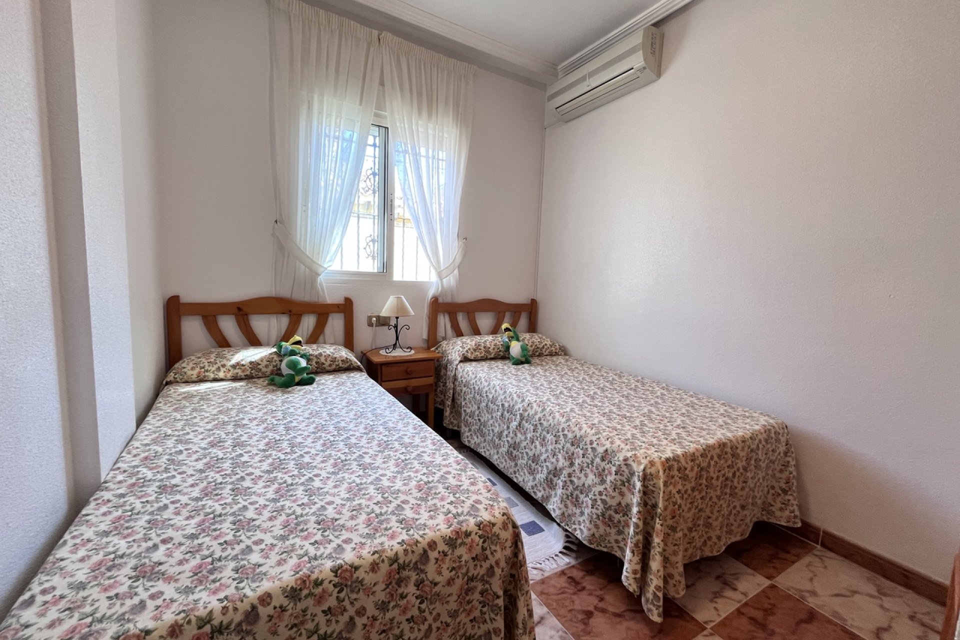 Resale - Terraced house / Townhouse - Orihuela Costa - La Zenia