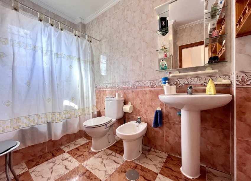 Resale - Terraced house / Townhouse - Orihuela Costa - La Zenia