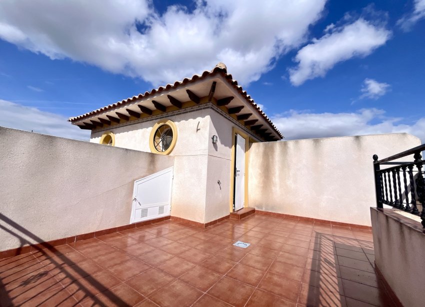 Resale - Terraced house / Townhouse - Orihuela Costa - La Zenia