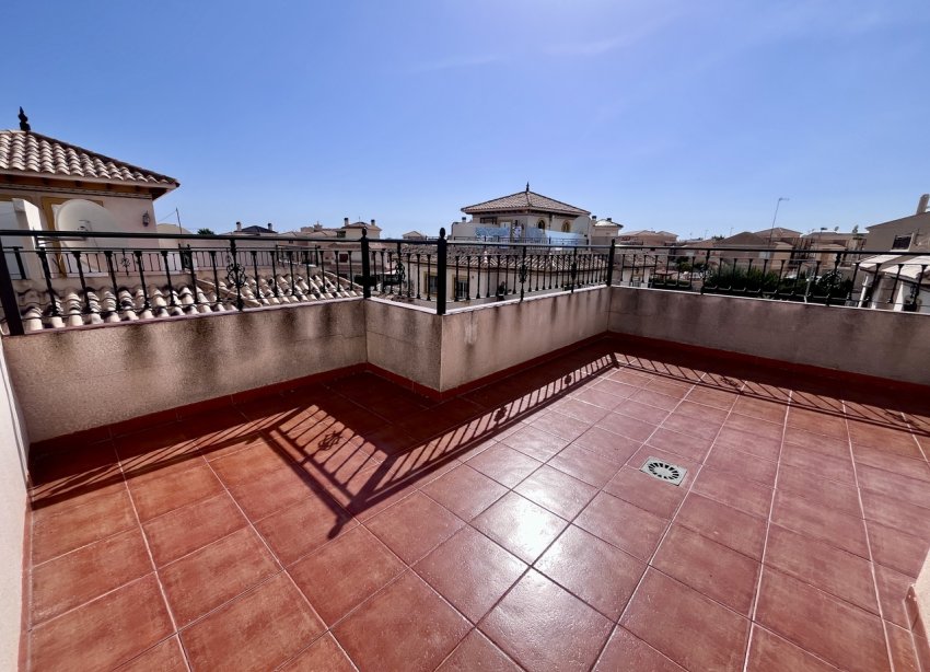 Resale - Terraced house / Townhouse - Orihuela Costa - La Zenia