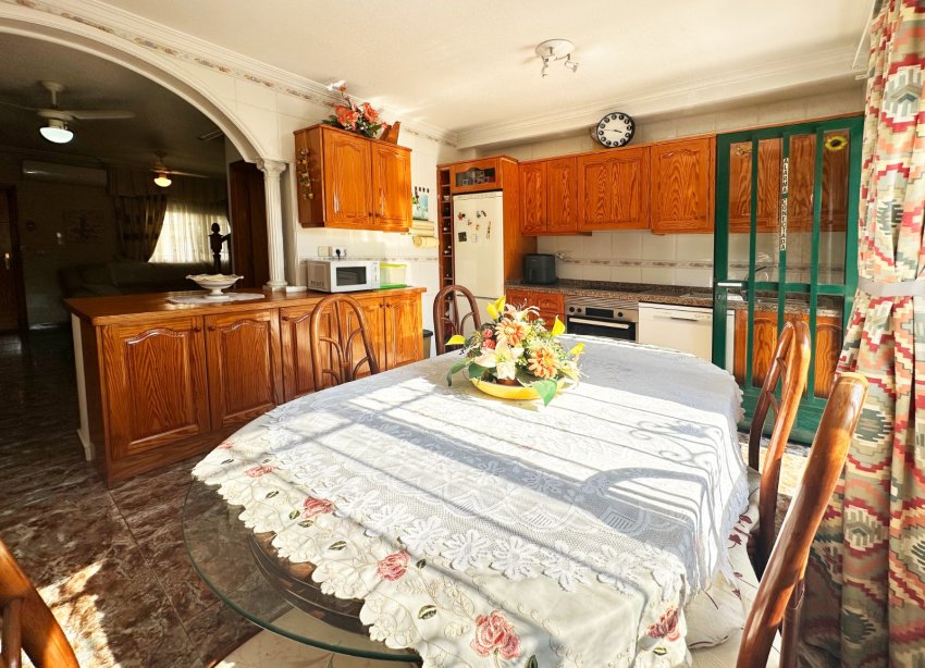 Resale - Terraced house / Townhouse - Orihuela Costa - La Zenia