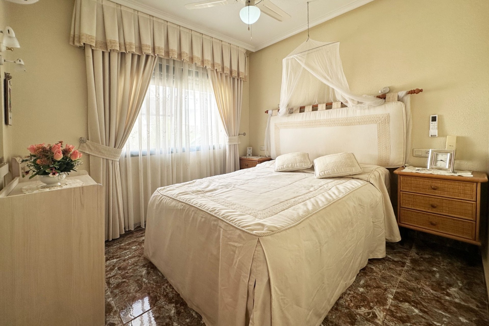 Resale - Terraced house / Townhouse - Orihuela Costa - La Zenia