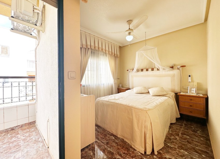 Resale - Terraced house / Townhouse - Orihuela Costa - La Zenia