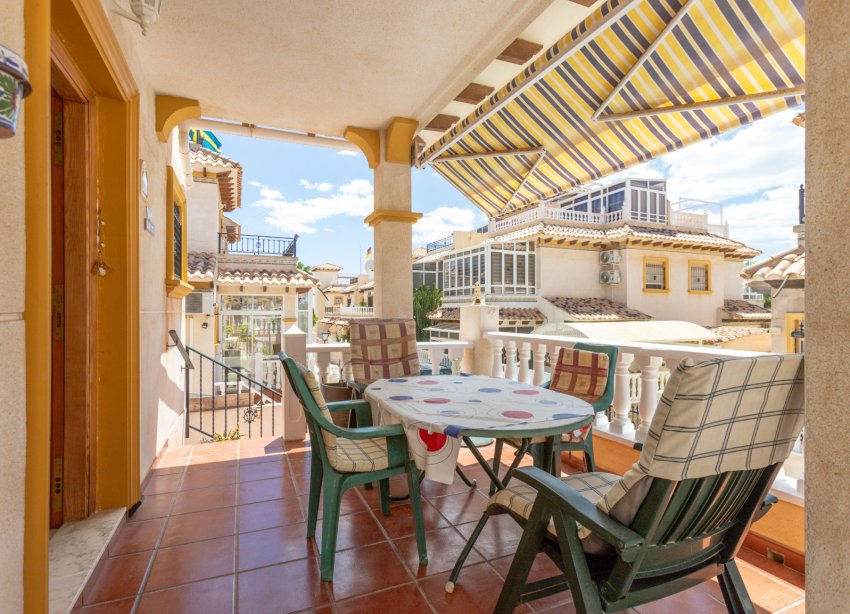 Resale - Terraced house / Townhouse - Orihuela Costa - La Zenia