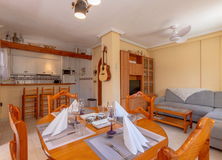 Resale - Terraced house / Townhouse - Orihuela Costa - La Zenia