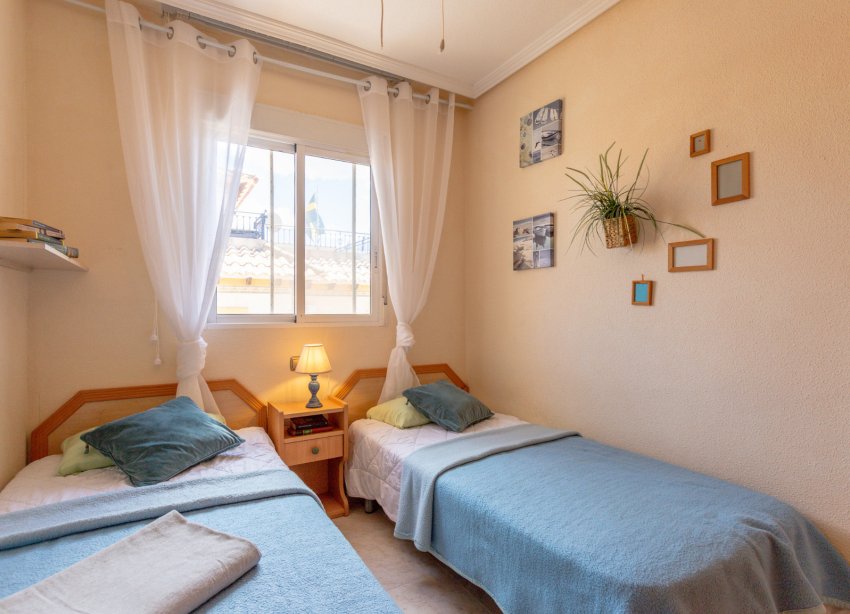 Resale - Terraced house / Townhouse - Orihuela Costa - La Zenia