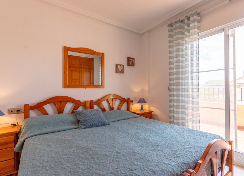 Resale - Terraced house / Townhouse - Orihuela Costa - La Zenia