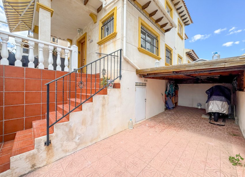 Resale - Terraced house / Townhouse - Orihuela Costa - La Zenia