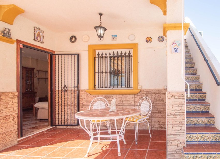 Resale - Terraced house / Townhouse - Orihuela Costa - La Zenia