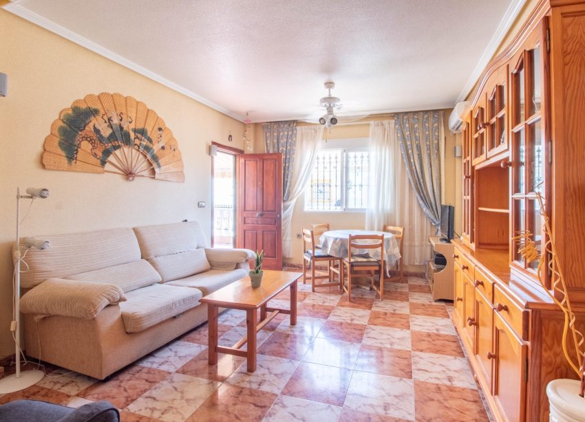 Resale - Terraced house / Townhouse - Orihuela Costa - La Zenia