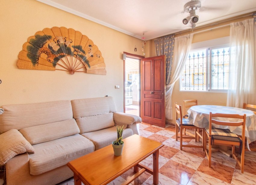 Resale - Terraced house / Townhouse - Orihuela Costa - La Zenia