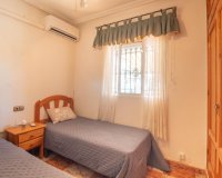 Resale - Terraced house / Townhouse - Orihuela Costa - La Zenia