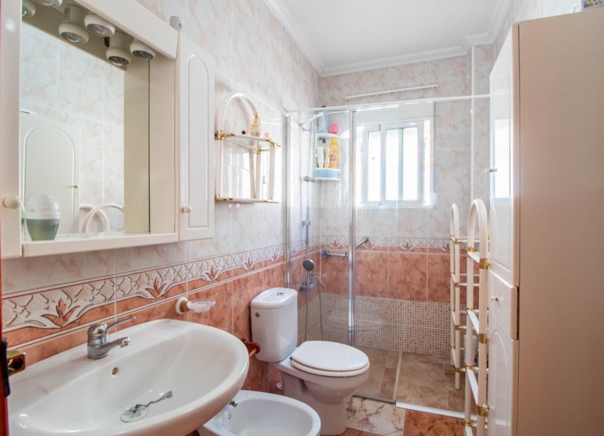 Resale - Terraced house / Townhouse - Orihuela Costa - La Zenia