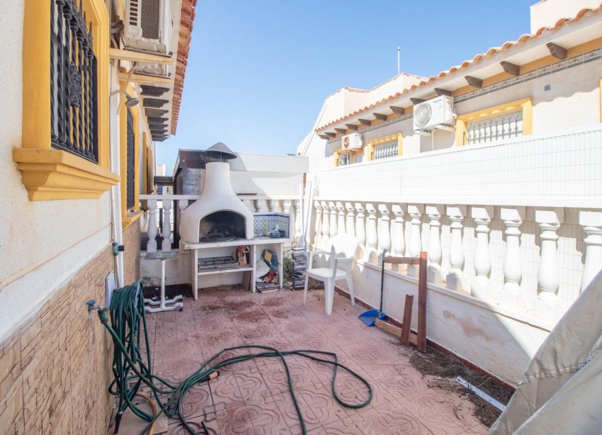Resale - Terraced house / Townhouse - Orihuela Costa - La Zenia