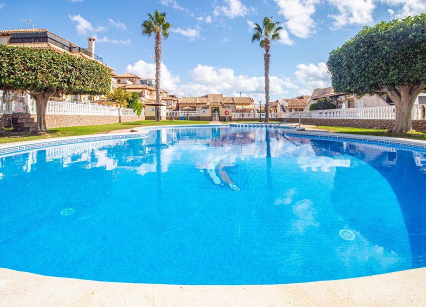 Resale - Terraced house / Townhouse - Orihuela Costa - La Zenia