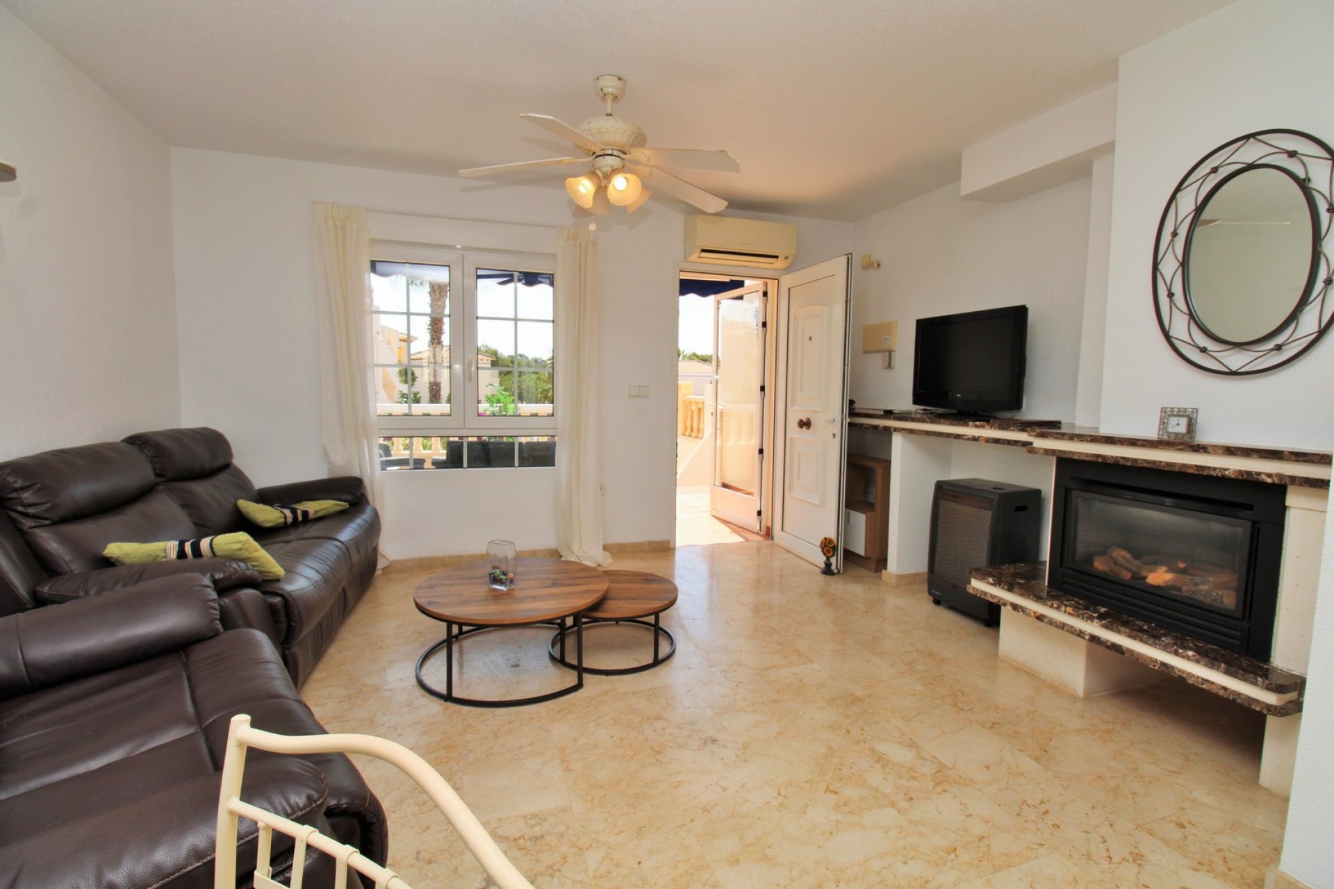 Resale - Terraced house / Townhouse - Orihuela Costa - Las Ramblas
