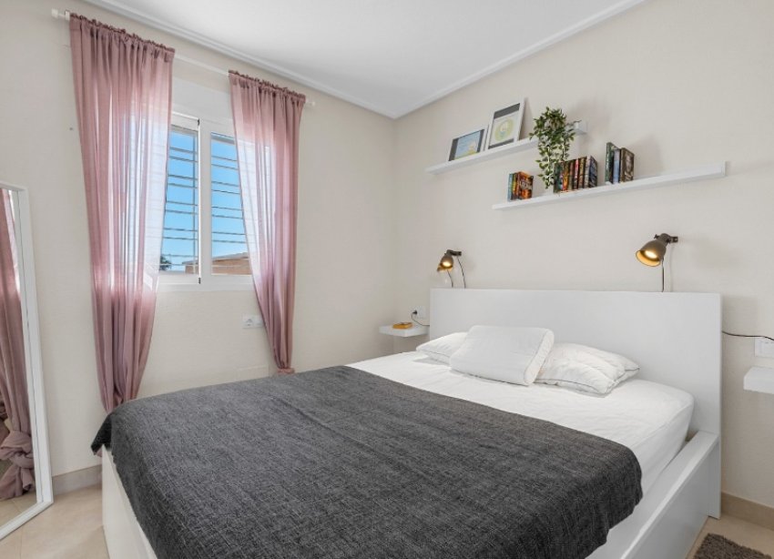 Resale - Terraced house / Townhouse - Orihuela Costa - Lomas de Cabo Roig