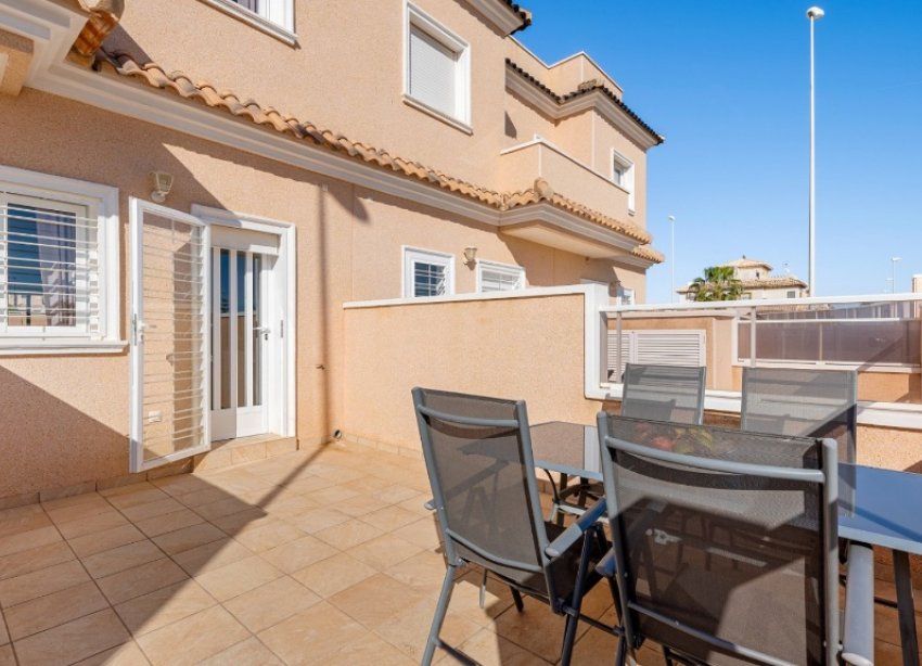 Resale - Terraced house / Townhouse - Orihuela Costa - Lomas de Cabo Roig