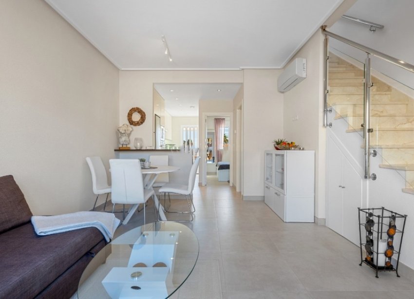 Resale - Terraced house / Townhouse - Orihuela Costa - Lomas de Cabo Roig