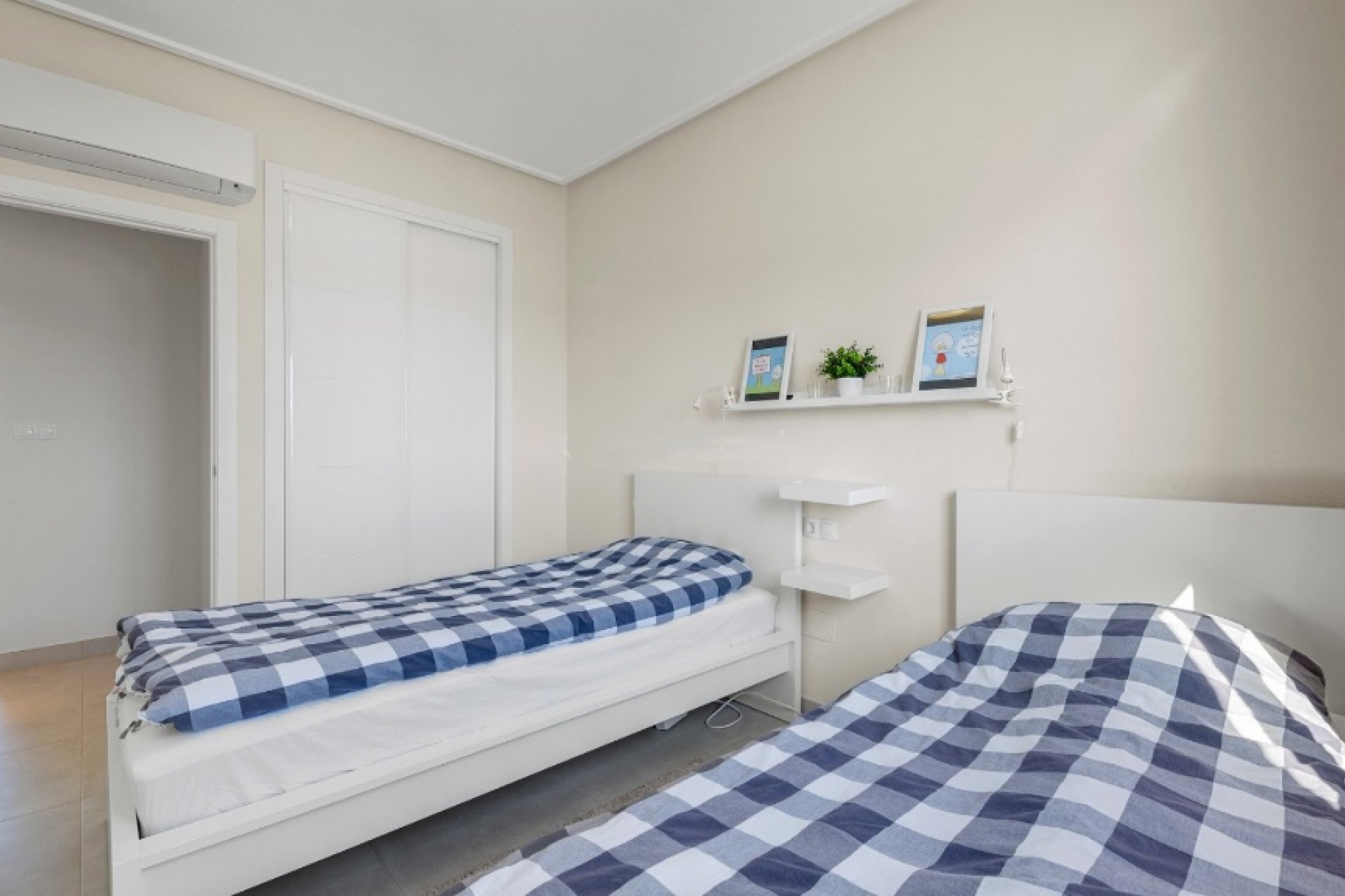 Resale - Terraced house / Townhouse - Orihuela Costa - Lomas de Cabo Roig