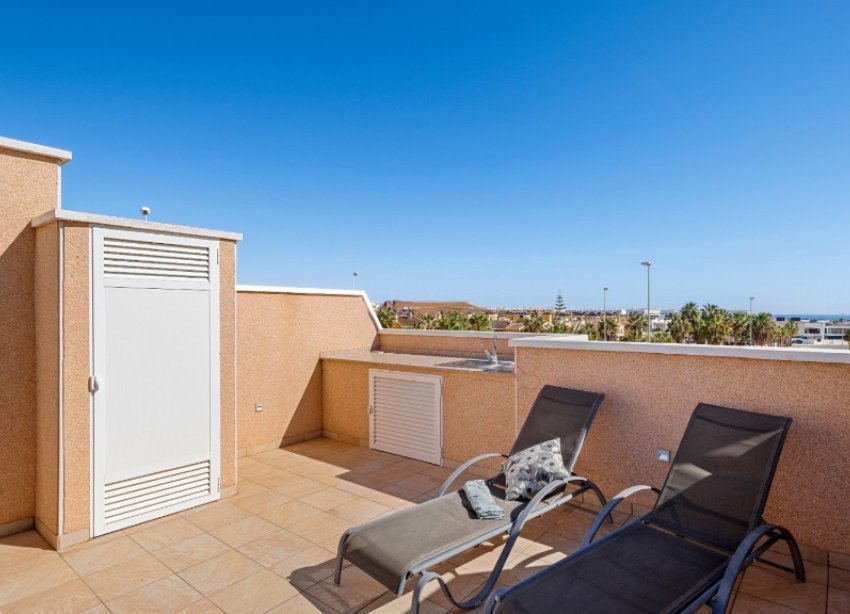 Resale - Terraced house / Townhouse - Orihuela Costa - Lomas de Cabo Roig