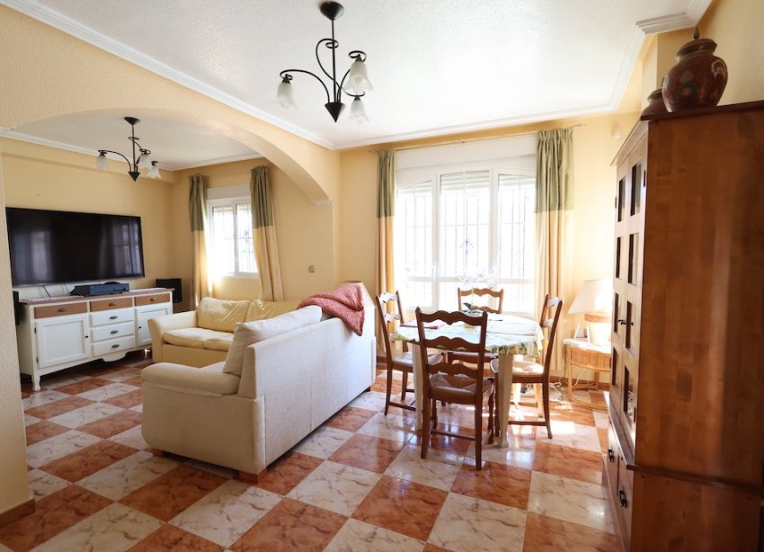 Resale - Terraced house / Townhouse - Orihuela Costa - Lomas de Cabo Roig