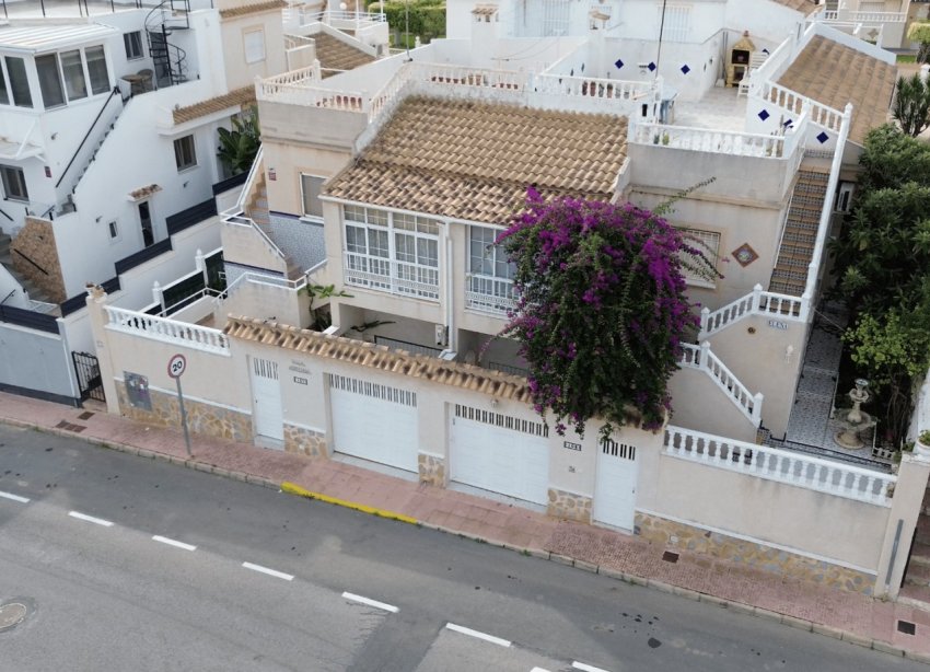 Resale - Terraced house / Townhouse - Orihuela Costa - Los Altos