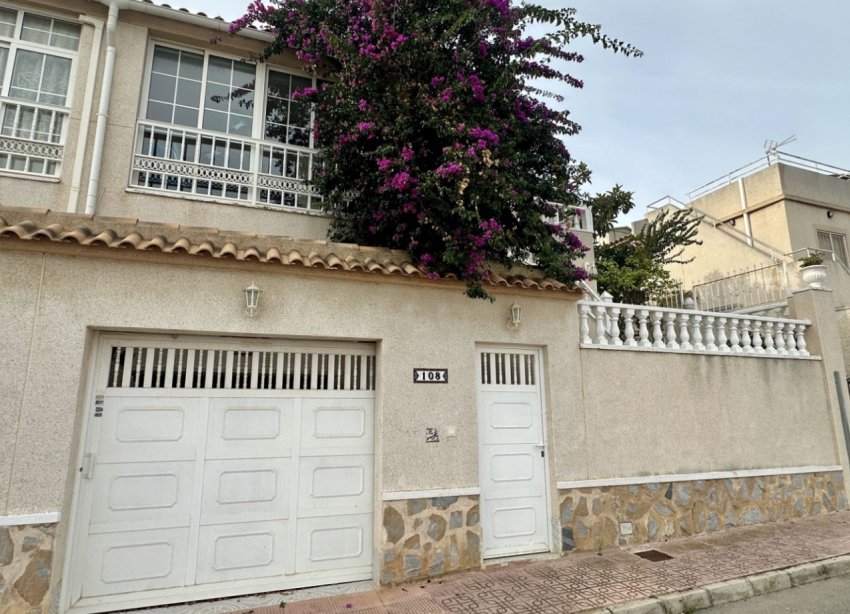Resale - Terraced house / Townhouse - Orihuela Costa - Los Altos