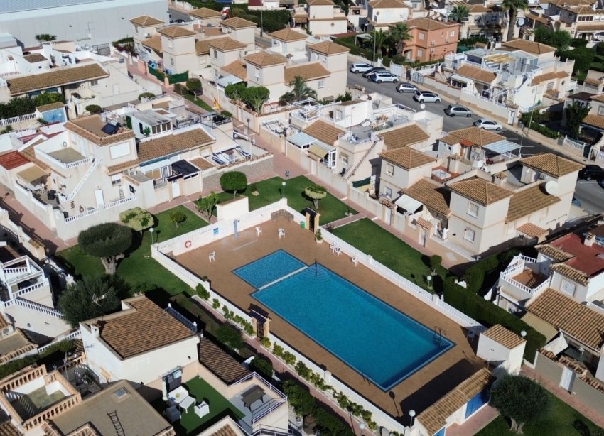 Resale - Terraced house / Townhouse - Orihuela Costa - Los Altos