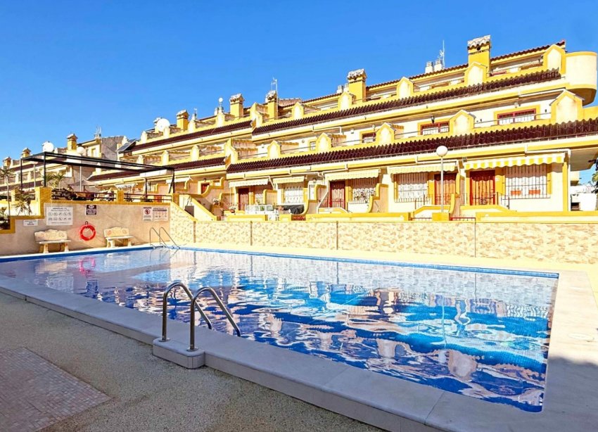 Resale - Terraced house / Townhouse - Orihuela Costa - Los Altos