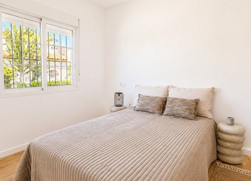 Resale - Terraced house / Townhouse - Orihuela Costa - Los Altos