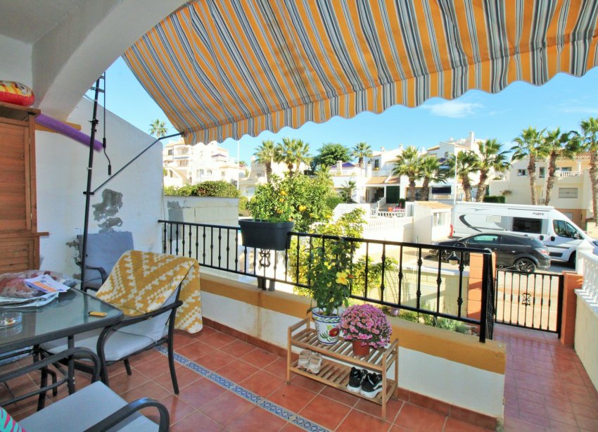 Resale - Terraced house / Townhouse - Orihuela Costa - Los Dolses