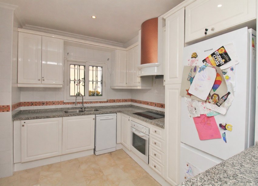 Resale - Terraced house / Townhouse - Orihuela Costa - Los Dolses