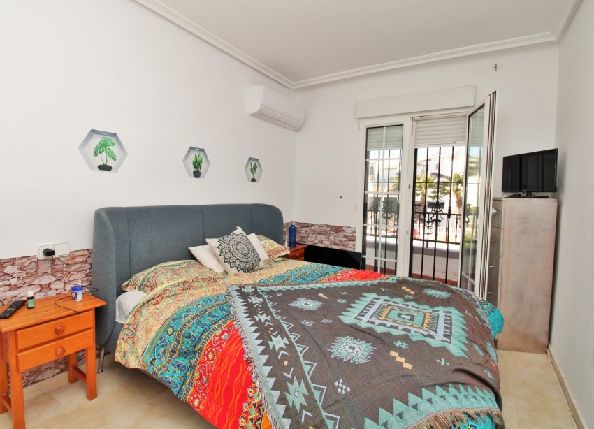 Resale - Terraced house / Townhouse - Orihuela Costa - Los Dolses