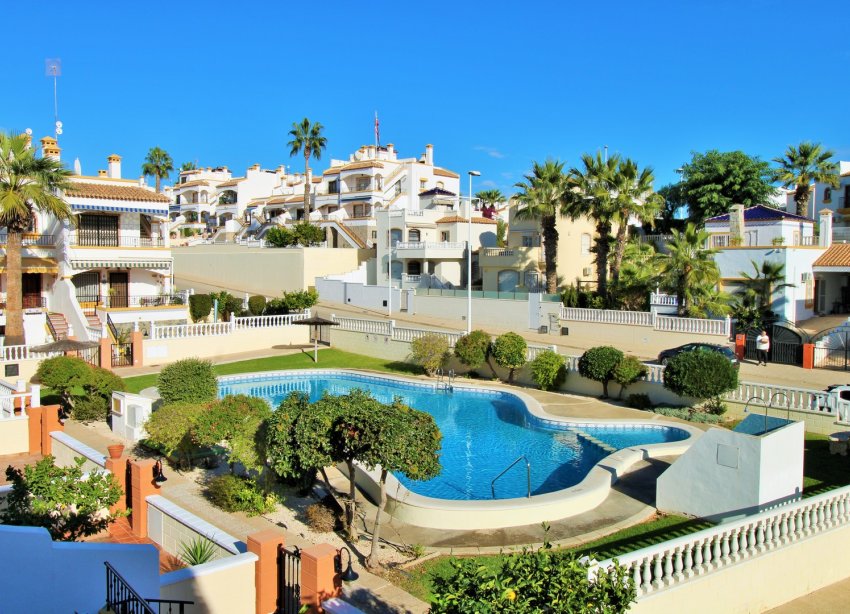 Resale - Terraced house / Townhouse - Orihuela Costa - Los Dolses
