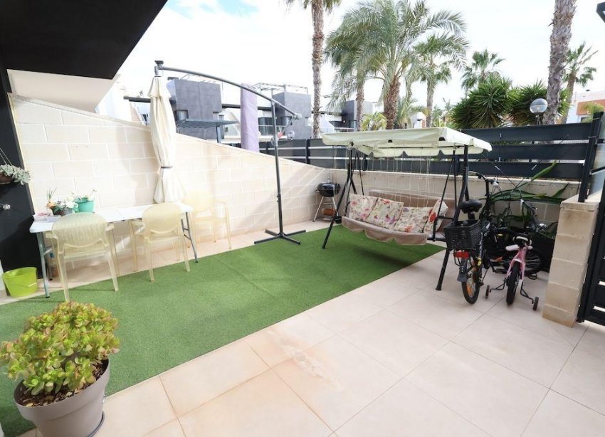 Resale - Terraced house / Townhouse - Orihuela Costa - Los Dolses