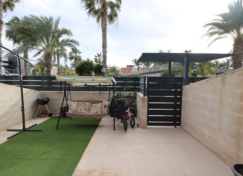 Resale - Terraced house / Townhouse - Orihuela Costa - Los Dolses