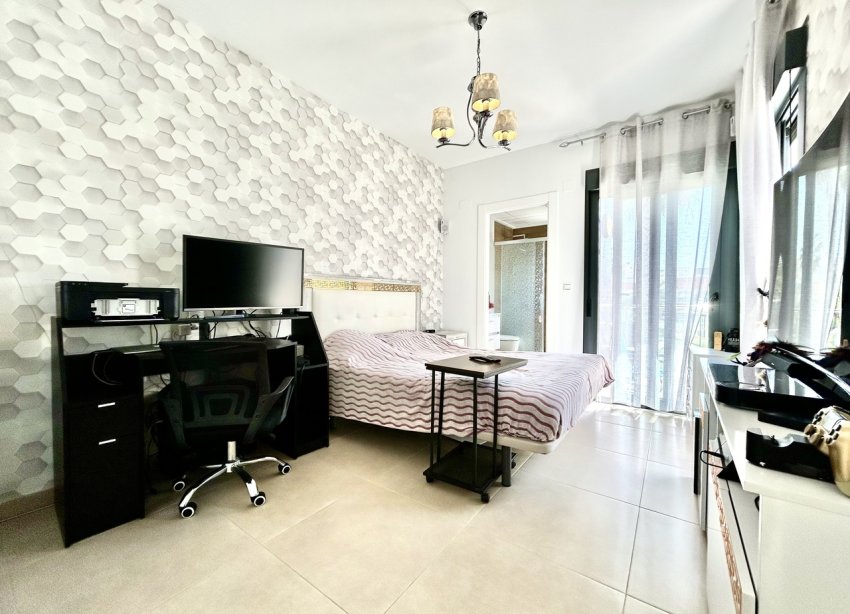 Resale - Terraced house / Townhouse - Orihuela Costa - Los Dolses