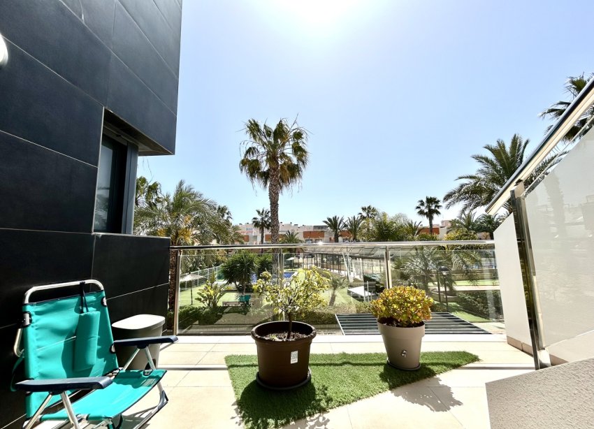 Resale - Terraced house / Townhouse - Orihuela Costa - Los Dolses