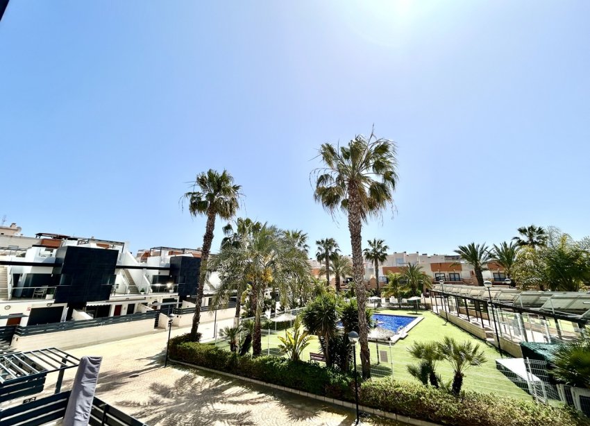 Resale - Terraced house / Townhouse - Orihuela Costa - Los Dolses