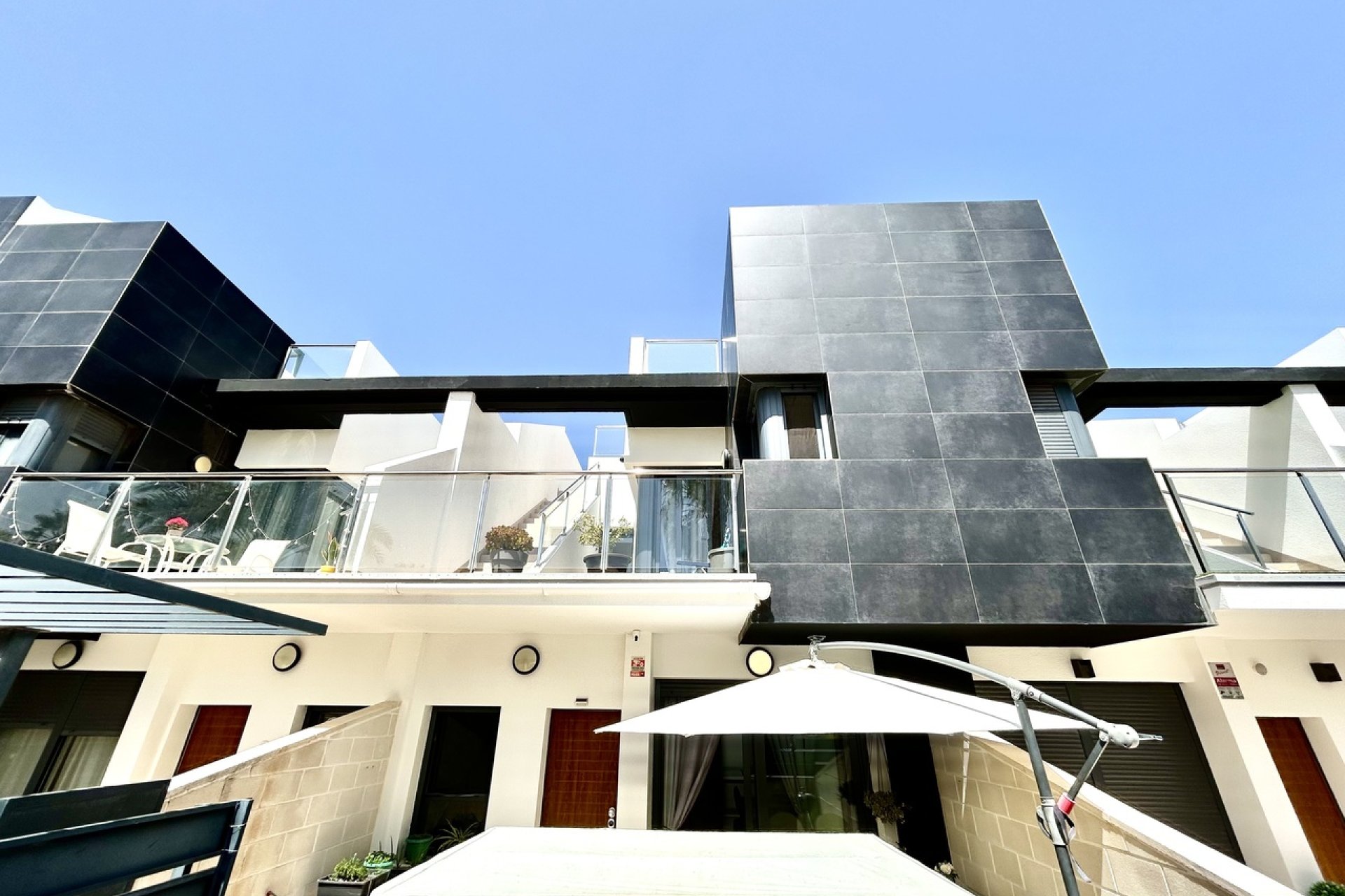 Resale - Terraced house / Townhouse - Orihuela Costa - Los Dolses