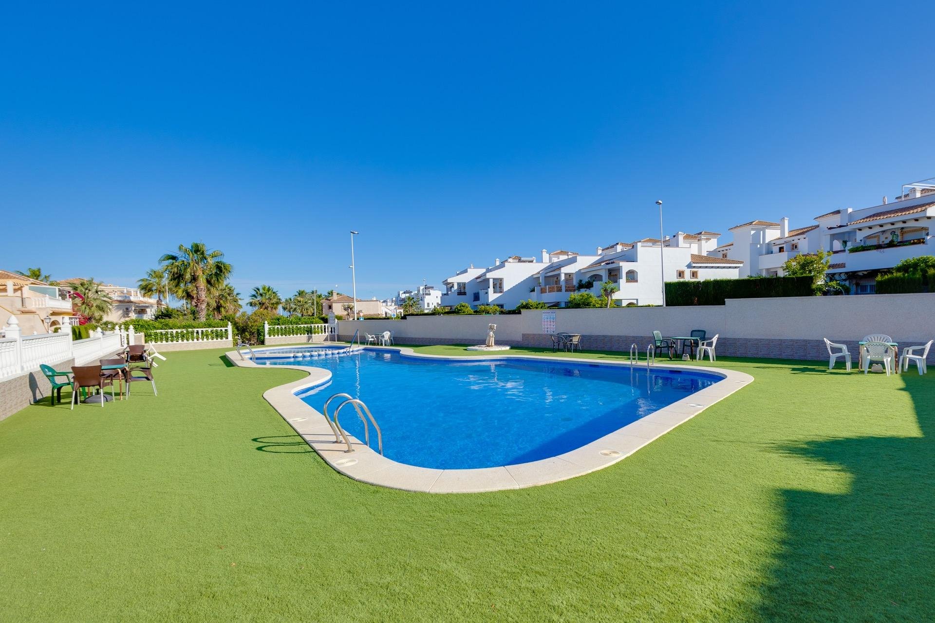 Resale - Terraced house / Townhouse - Orihuela Costa - Los Dolses