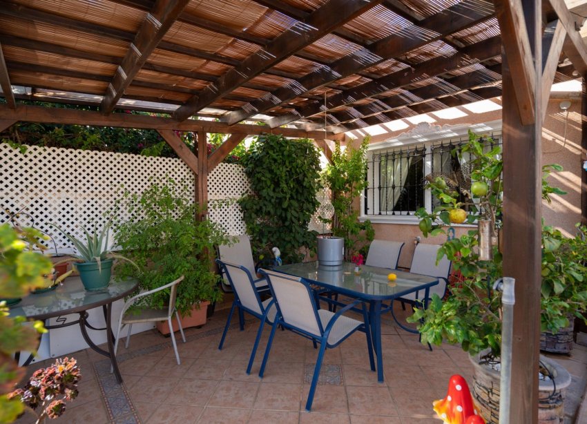 Resale - Terraced house / Townhouse - Orihuela Costa - Los Dolses