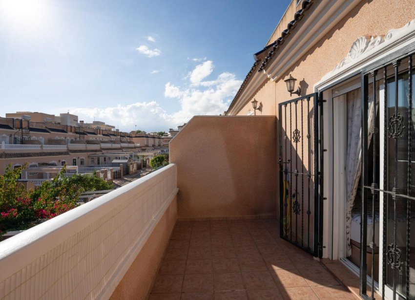 Resale - Terraced house / Townhouse - Orihuela Costa - Los Dolses