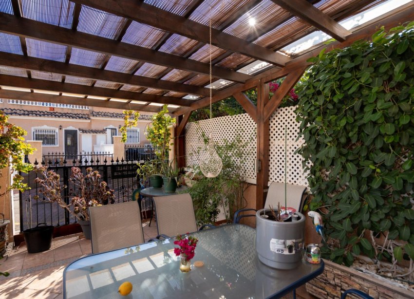 Resale - Terraced house / Townhouse - Orihuela Costa - Los Dolses