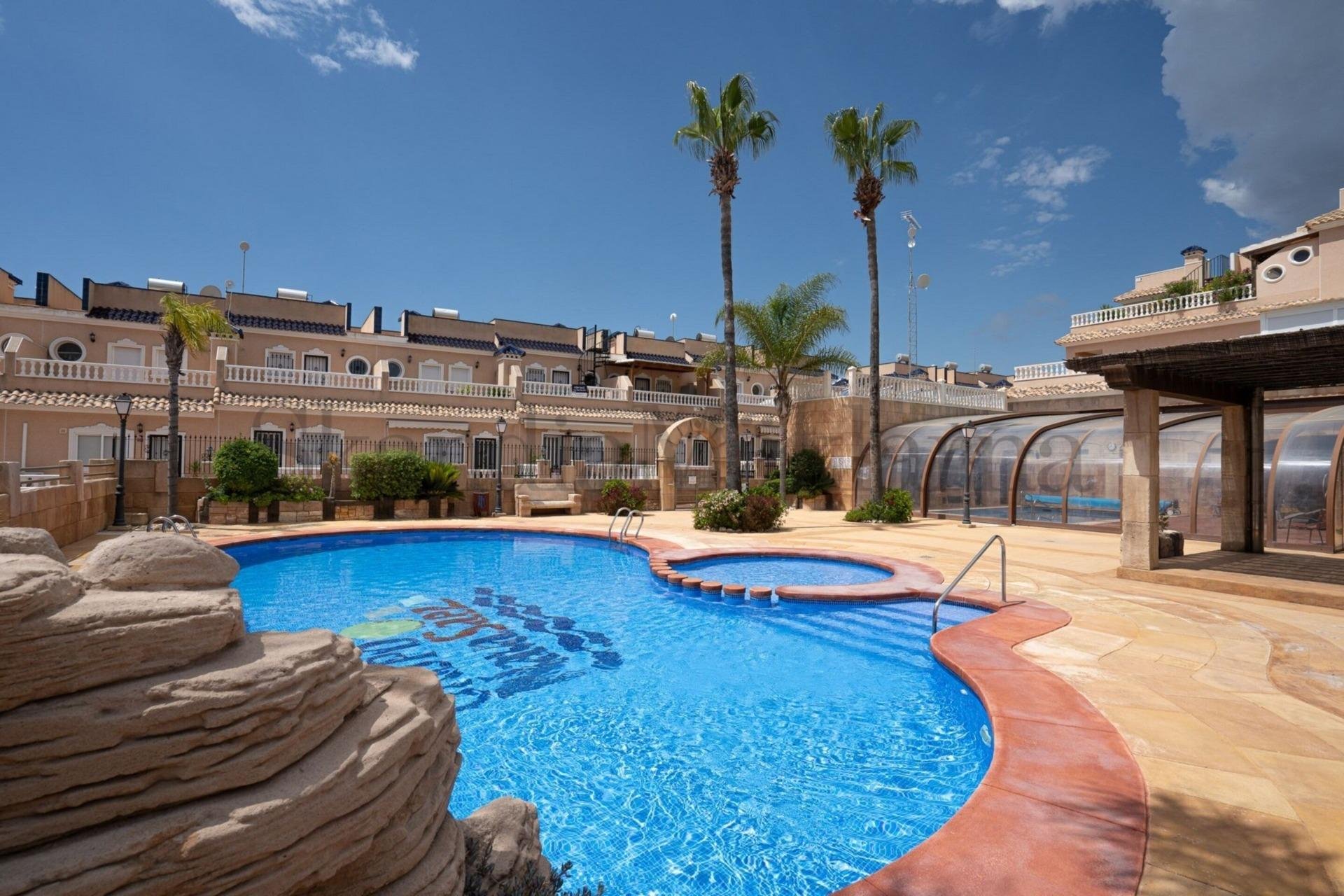 Resale - Terraced house / Townhouse - Orihuela Costa - Los Dolses