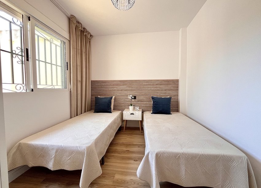 Resale - Terraced house / Townhouse - Orihuela Costa - Playa Flamenca