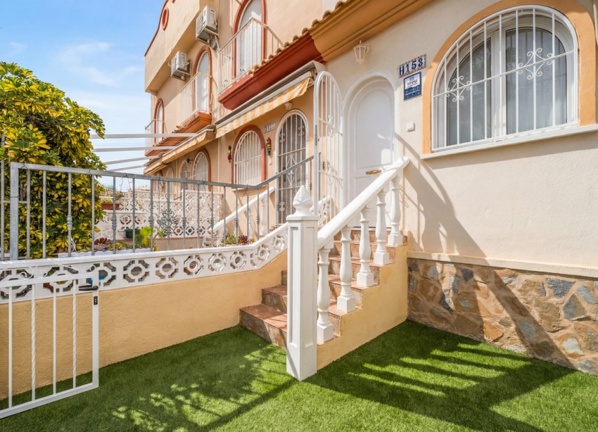 Resale - Terraced house / Townhouse - Orihuela Costa - Playa Flamenca