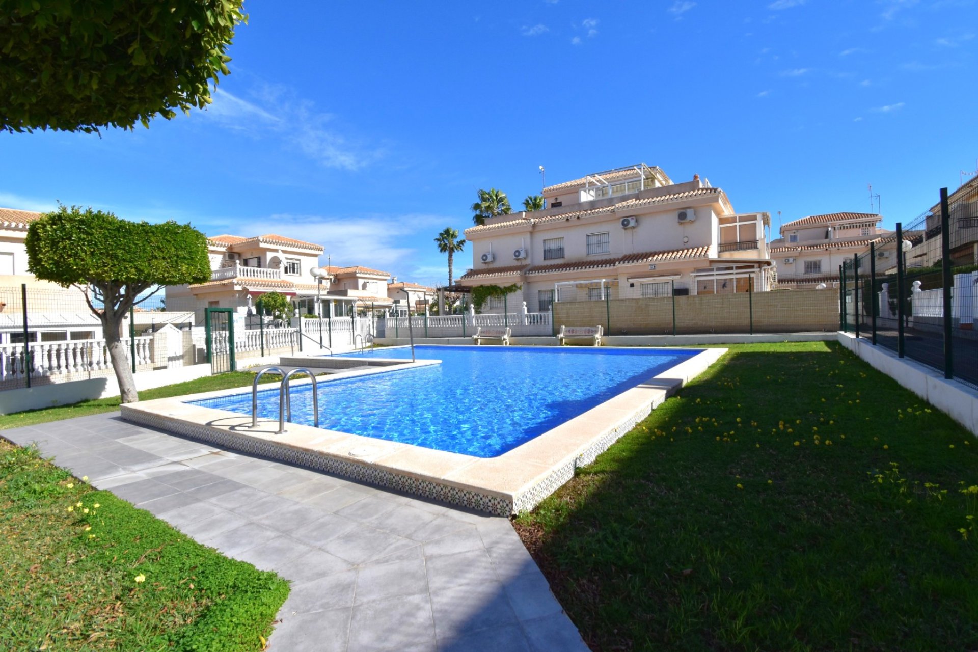 Resale - Terraced house / Townhouse - Orihuela Costa - Playa Flamenca