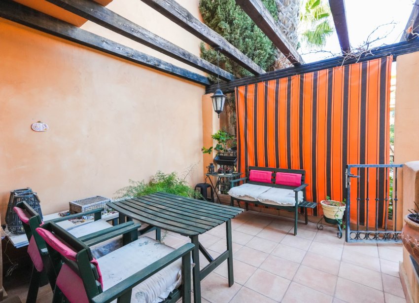 Resale - Terraced house / Townhouse - Orihuela Costa - Villamartín